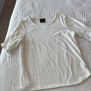 W5 Women's Ivory Textured Blouse